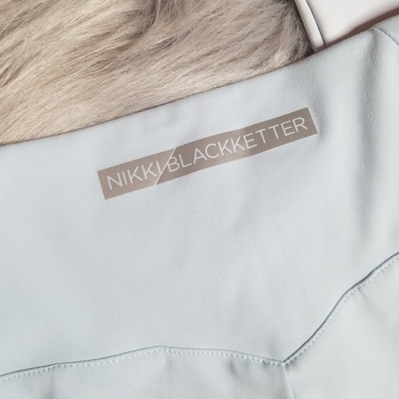 Nikki B. x Gymshark • Dynamic Leggings • SZ M - Picture 3 of 4